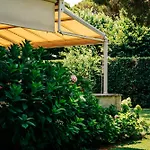 A Dei Marmi Villa