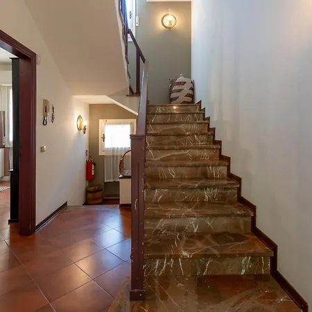 A Dei Marmi Villa